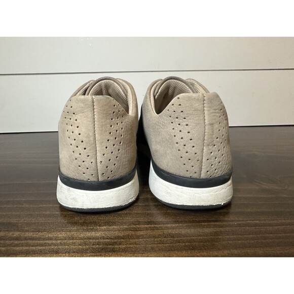 Vionic Women’s Codie Taupe Suede Size 8 Walking Shoes Slip-On Sneakers - Picture 3 of 14